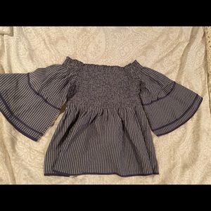 American Eagle shirt!